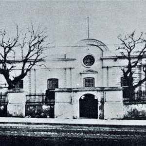 The Chaos District - A Heritage Walking Tour Down Long Street