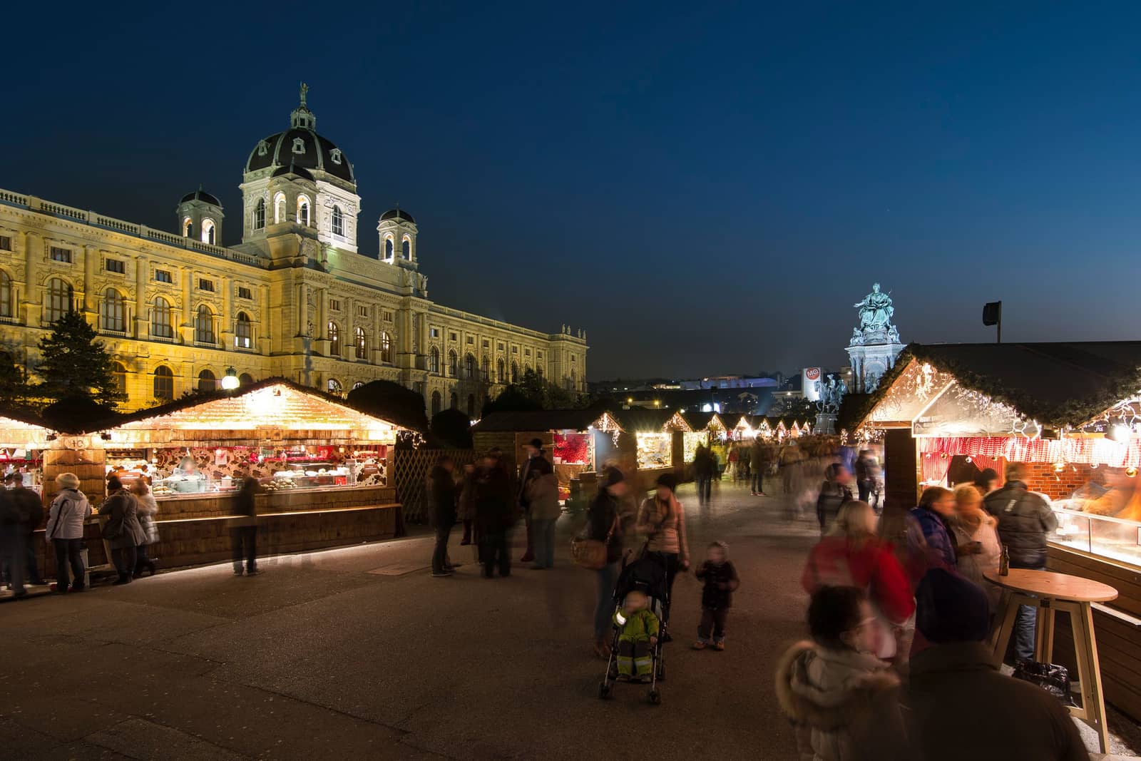 Christmas Village Maria-Theresien-Platz