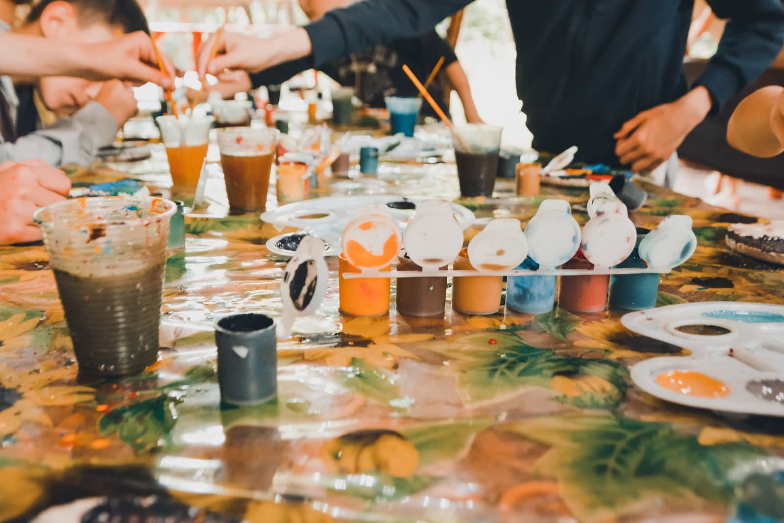 Women’s social art group