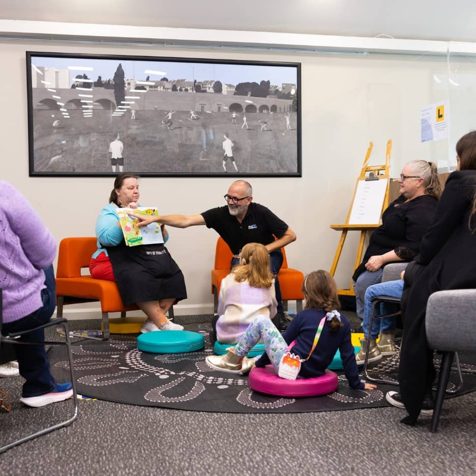Auslan and English storytime at Glebe Library