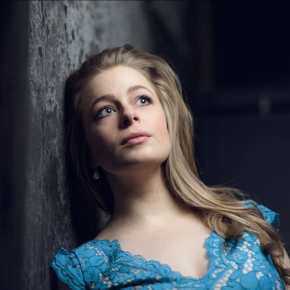 Dinner & a show with Soprano Siobhan Stagg