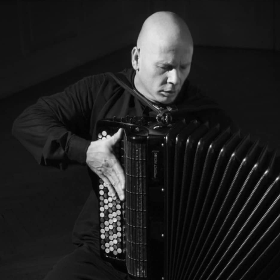 An afternoon with accordionist James Crabb