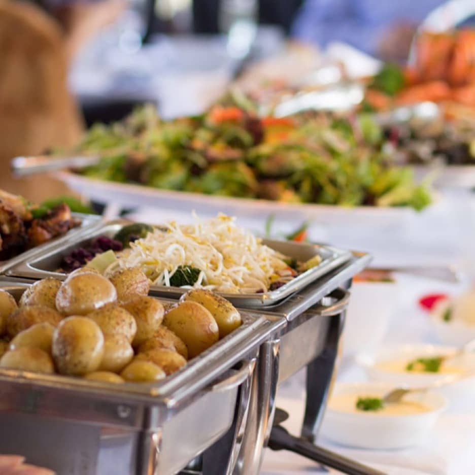 Sydney Harbour Seafood & Carvery Lunch Cruise