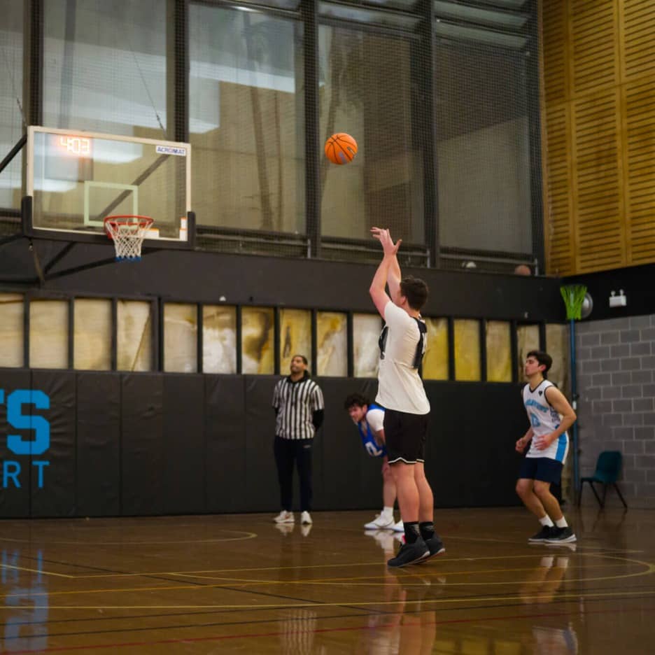 UTS - Men's Basketball League, Thursday Night