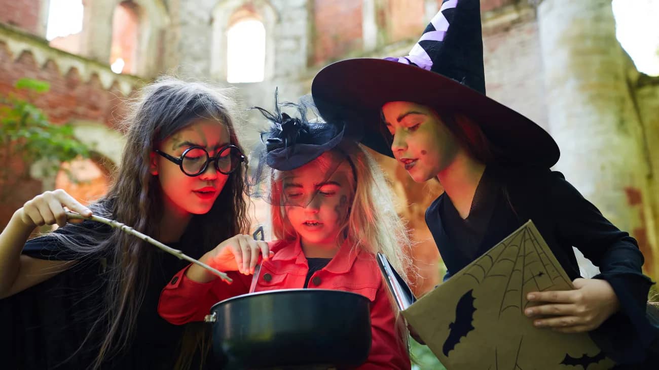 Le rendez-vous des sorcier(ère)s et de leurs familiers pour l'Halloween