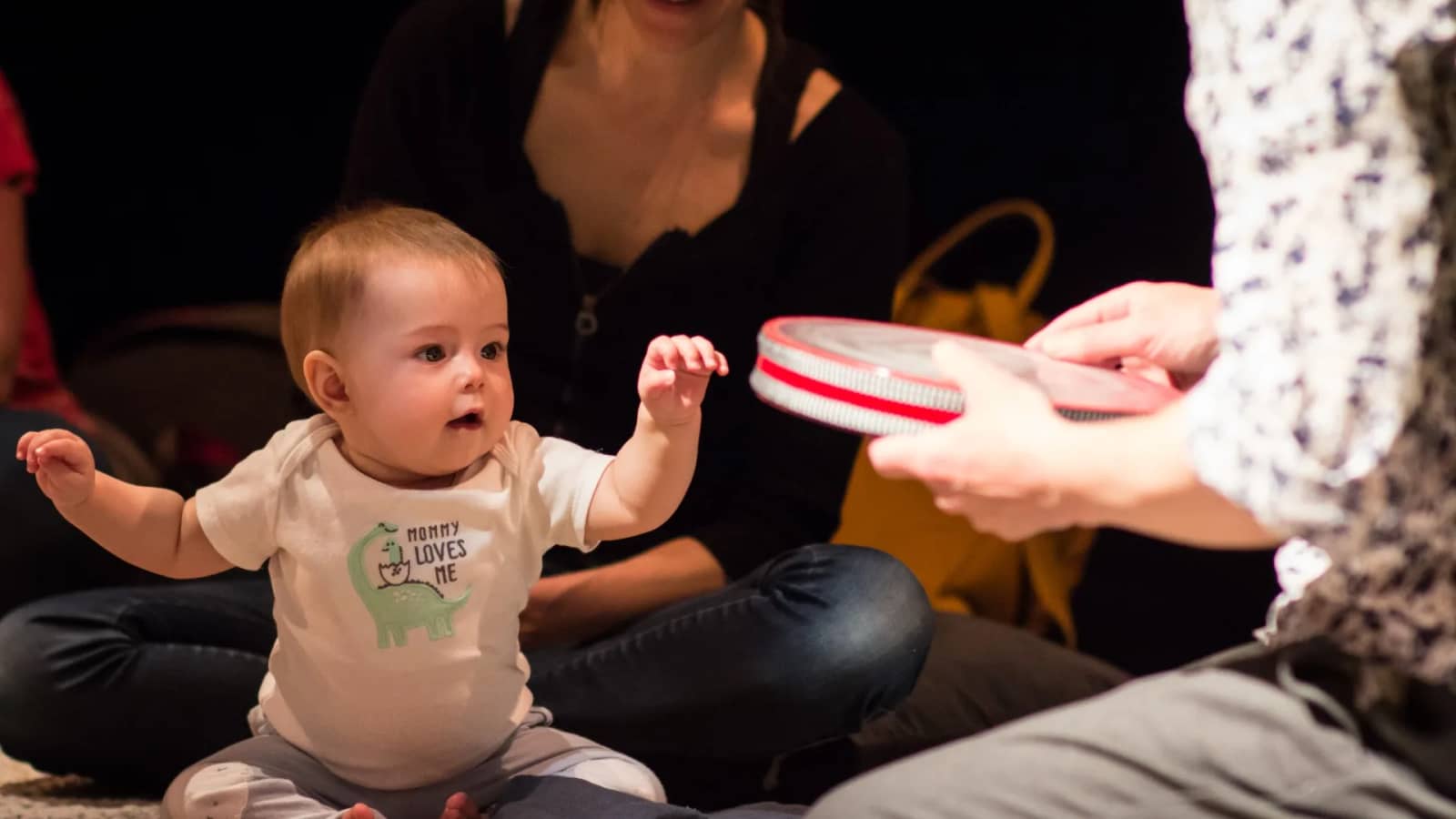 Ateliers musique mère-bébés avant la marche - Emmanuelle Lizère