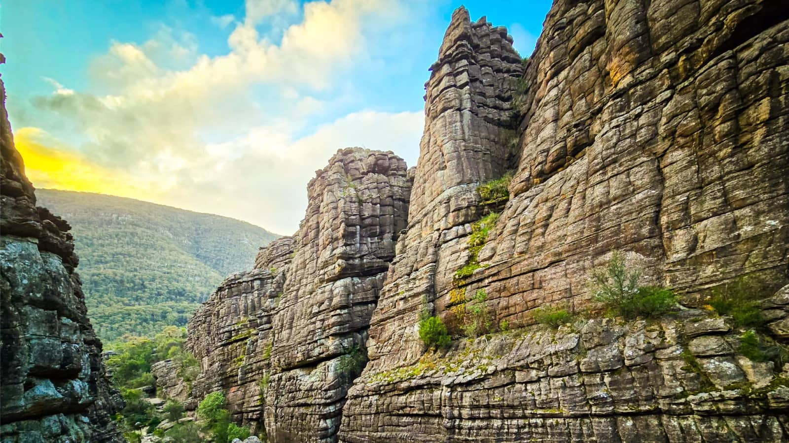 Spectacular Grampians - Grand Canyon, Pinnacle Lookout, Boroka Lookout &more!