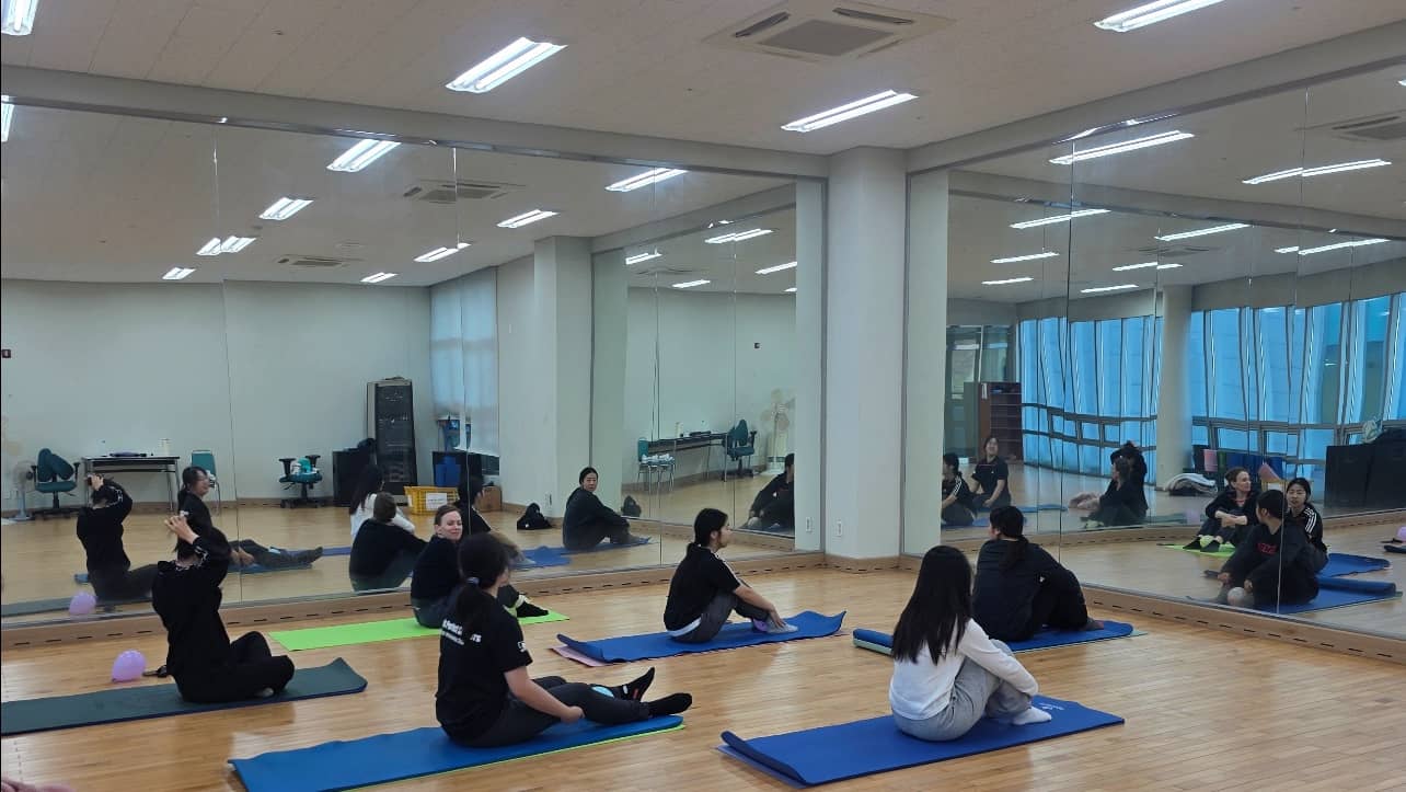 Fun&Easy Pilates in English!