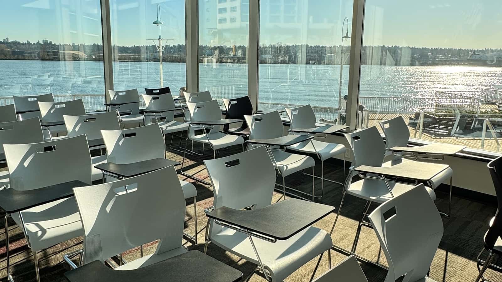 Free Pre-Intermediate English Class (In-Person)