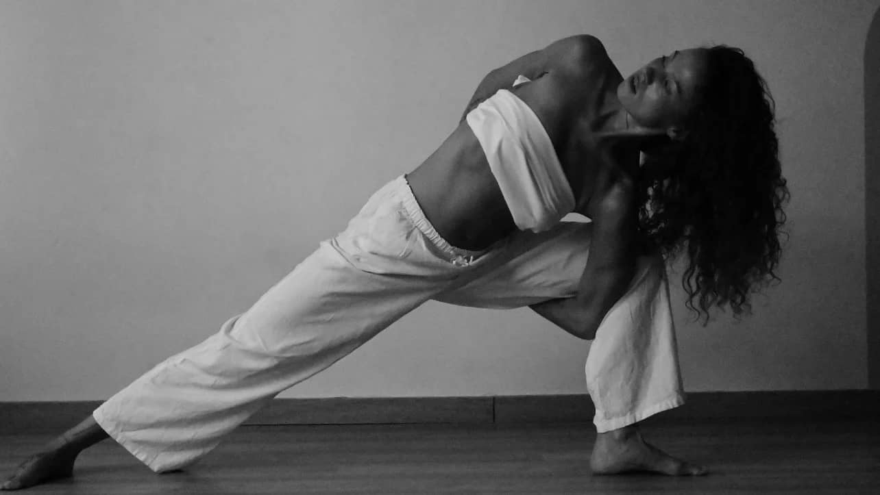 STRONG VINYASA