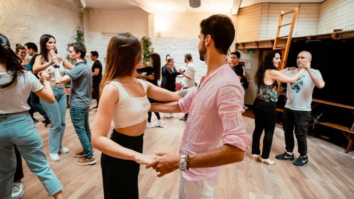 Salsa On 1 Lesson - Intermediate