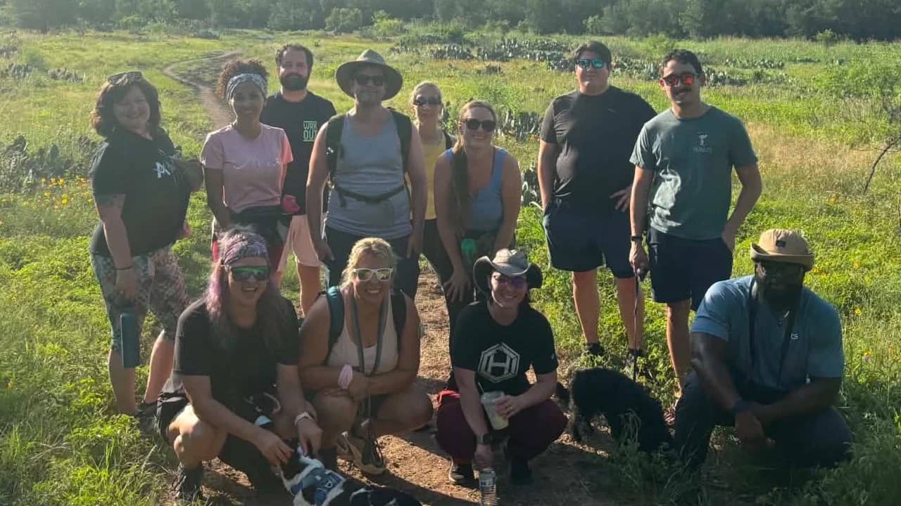 Sunday Hike at Mary Moore Searight Metro Park | Hike with Maddy ATX
