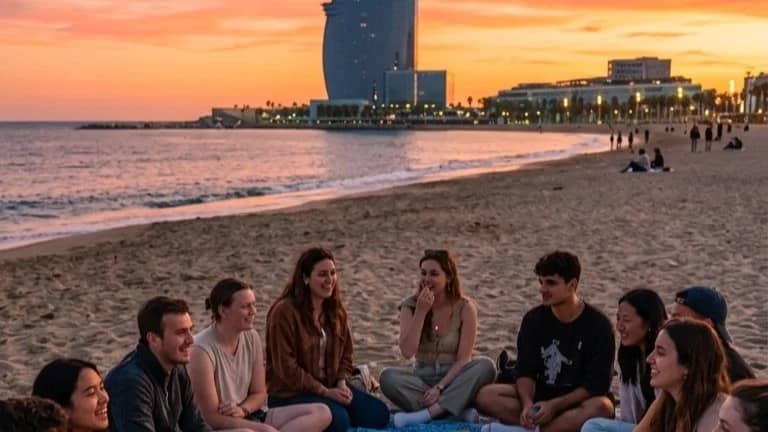 🌅 Special Sunset Picnic in Barceloneta 🌞