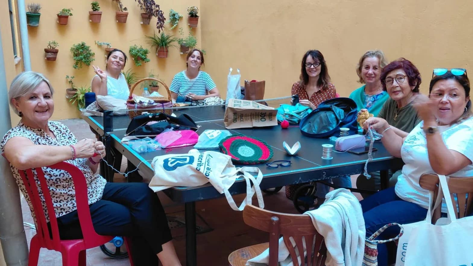 Club de Ganchillo (crochet) y Punto de La Didáctica.