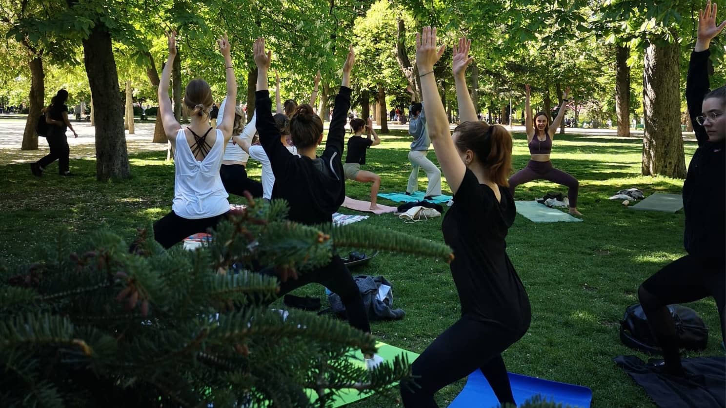 Vinyasa Yoga In English In Retiro Park (With Indre)