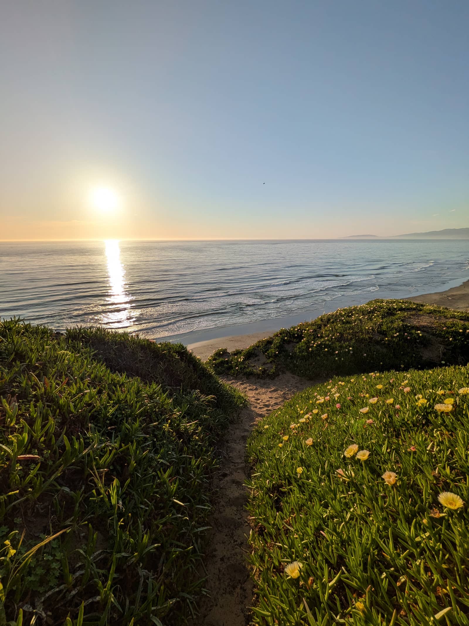 SF: Fort Funston Sunset Hike from Lake Merced (3 mi)