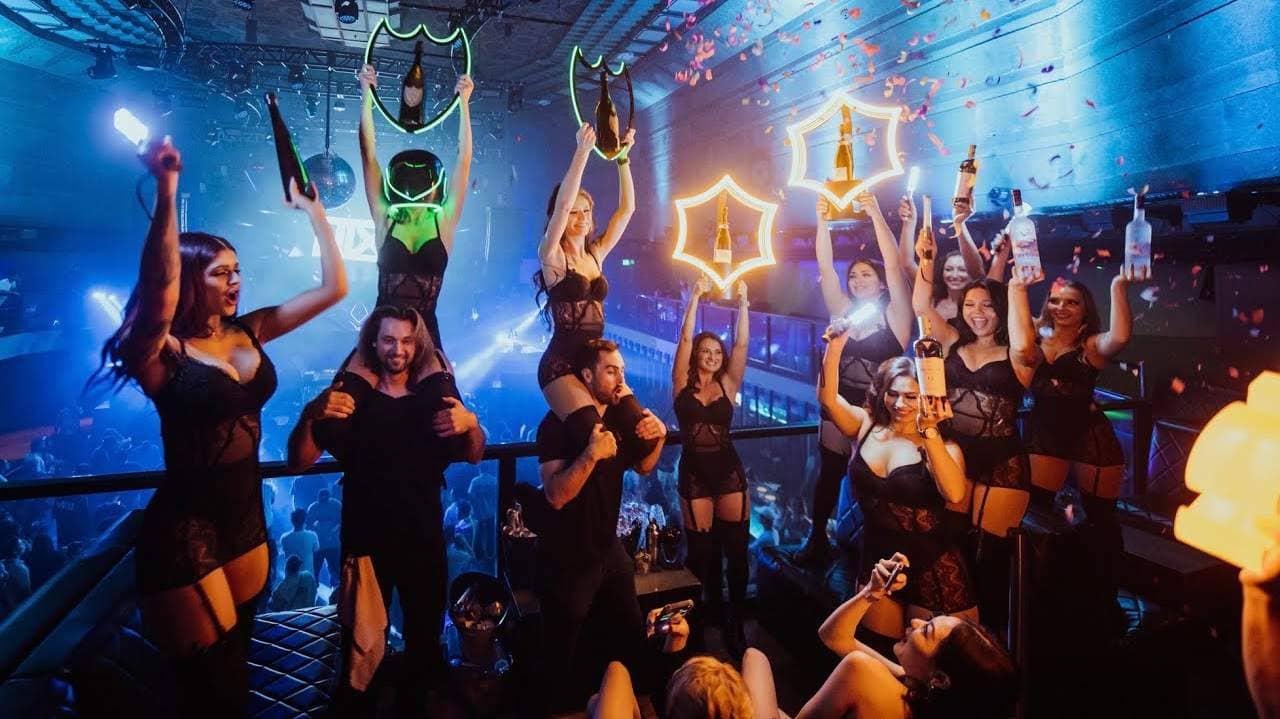 π²π₯ | VIP Tables, Endless Bottles πΎπΈ | Late Night Madness ππ₯ VIP Nightclub