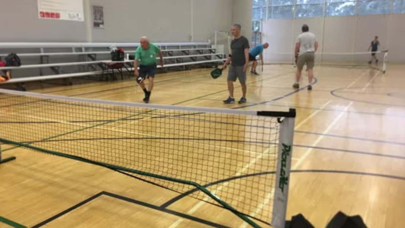 NORTH RYDE : FRIDAYS @ THE Y ELS HALL : INDOORS : NO BEGINNERS