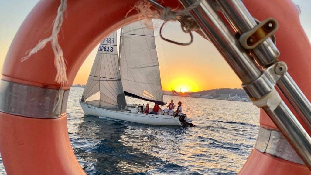 Clase de vela⛵| Atardecer🌇 | Aperitivo aftersailing 🍻