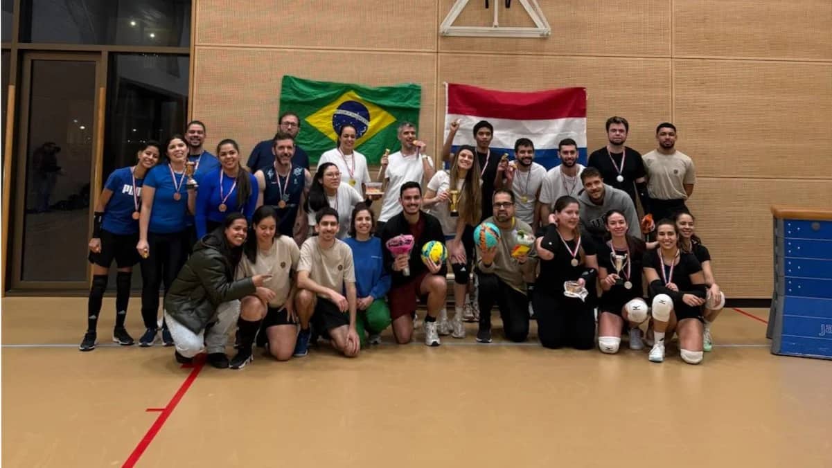 Indoor Volleyball Classes for Beginners
