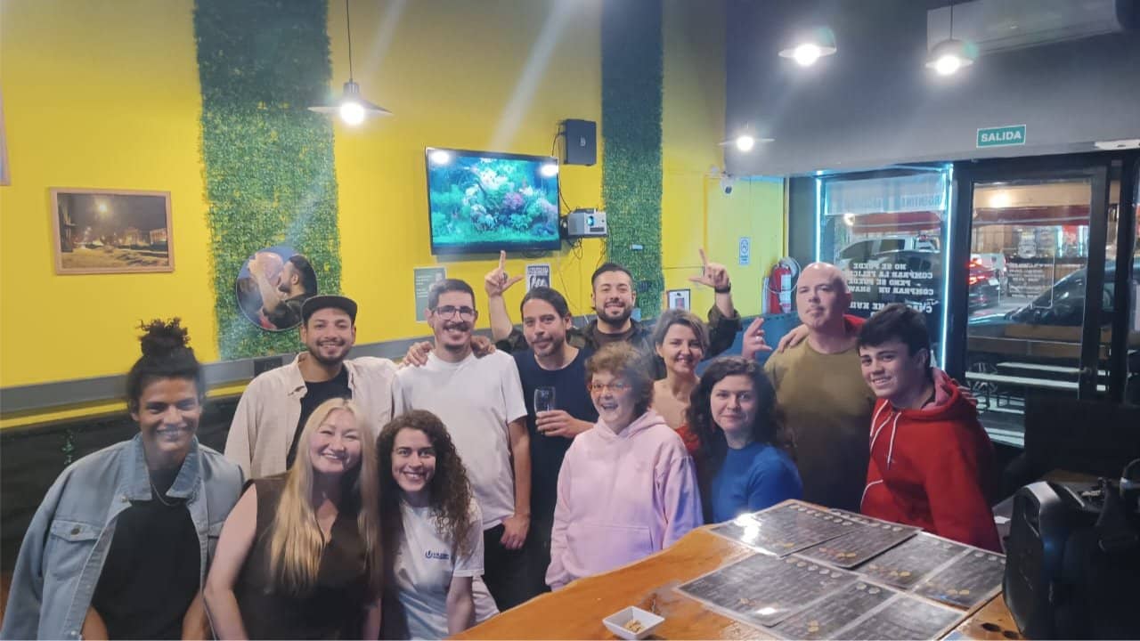 Russian-Spanish Language Exchange Meetup + Karaoke