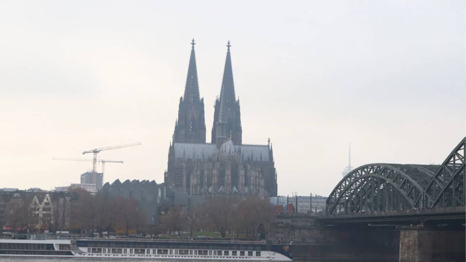 Cologne Day Tour from Amsterdam