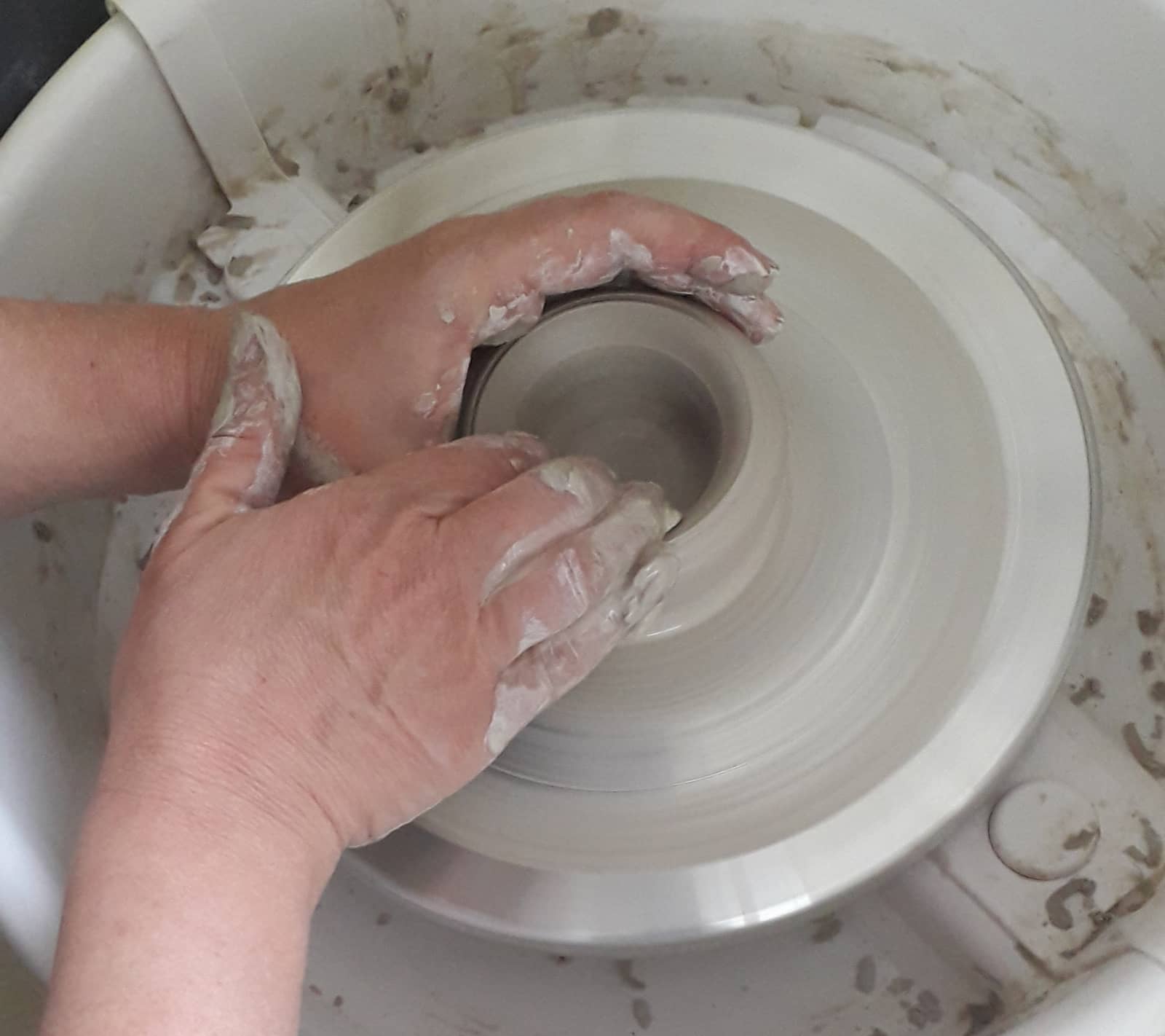Pottery on the wheel. Time to try!
