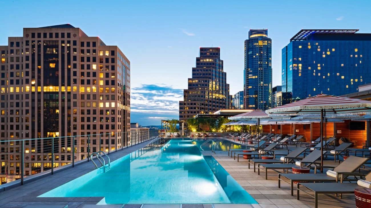JW Marriot Poolside Drinks