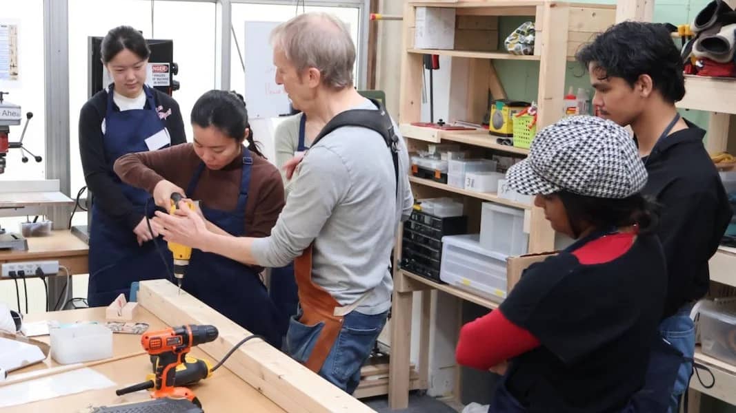 learn woodworking skills with power tools!
