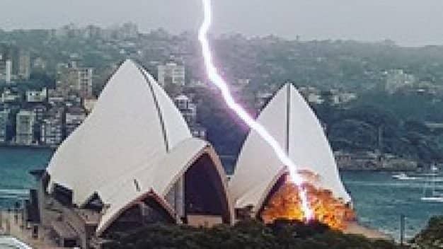 Harbour Spectacular! Taronga Zoo to CBD – 12km Medium/Easy