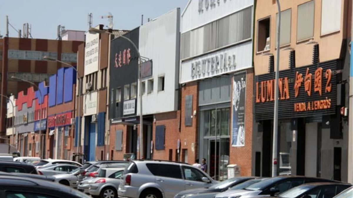 Visita al Poligon Majorista de Badalona (Diumenge 15h a 19h)
