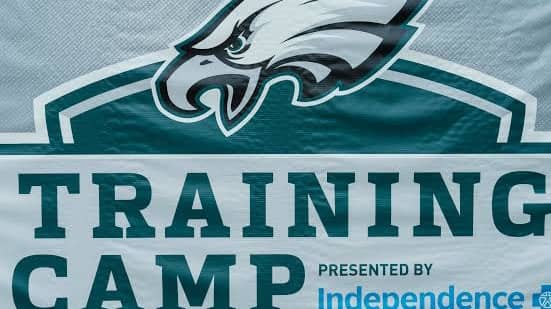 Eagles Public Practice