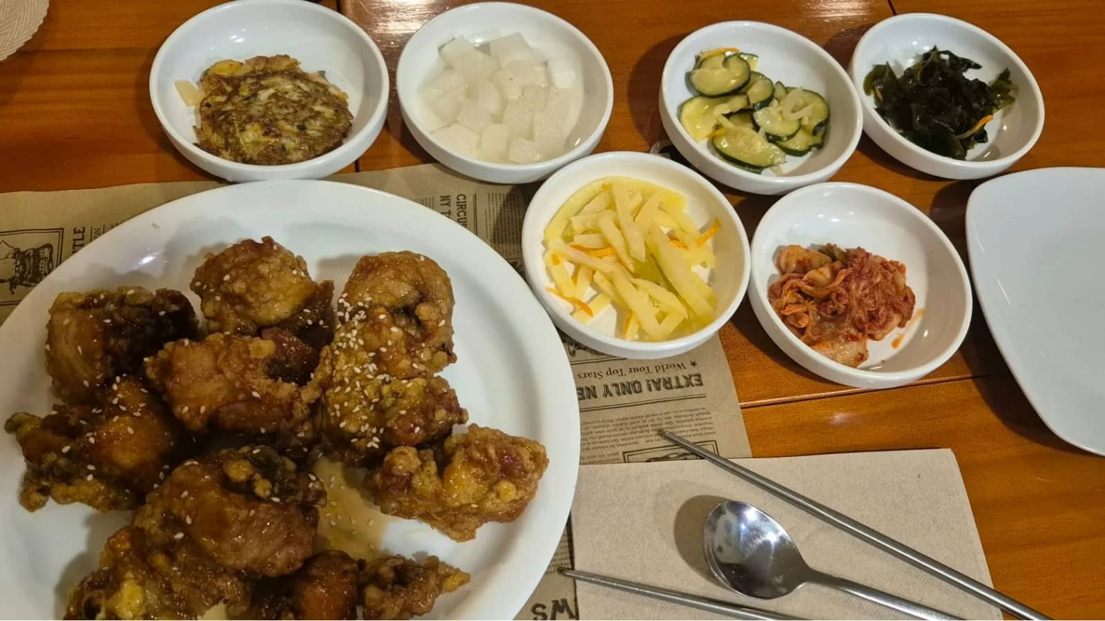 Korean dinner 🇰🇷 @ Sarangbang Restaurante