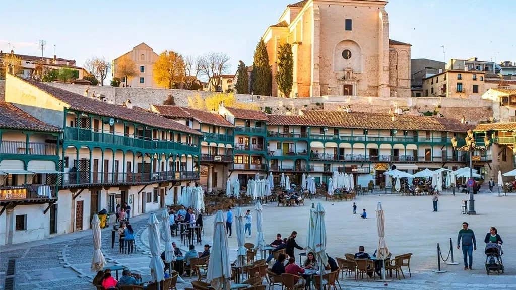 Chinchón “Pueblo Medieval” & Bodega de Vino – Sábado 10 de Octubre