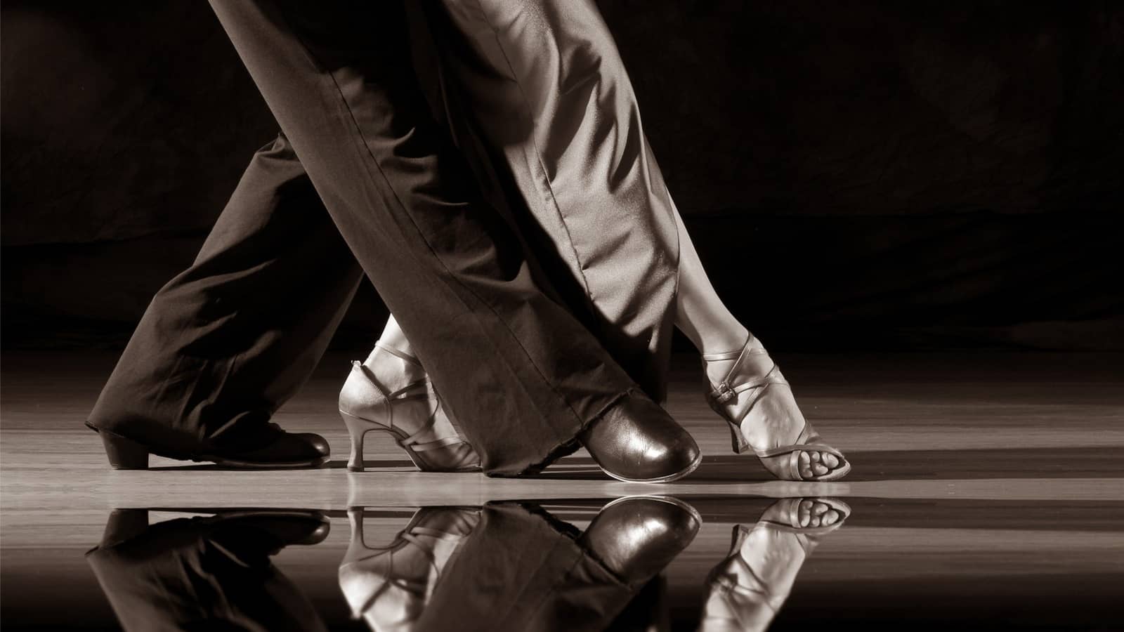 Ochos & Pivots: The Hidden Geometry of Tango (Pre-Intermediate and up)