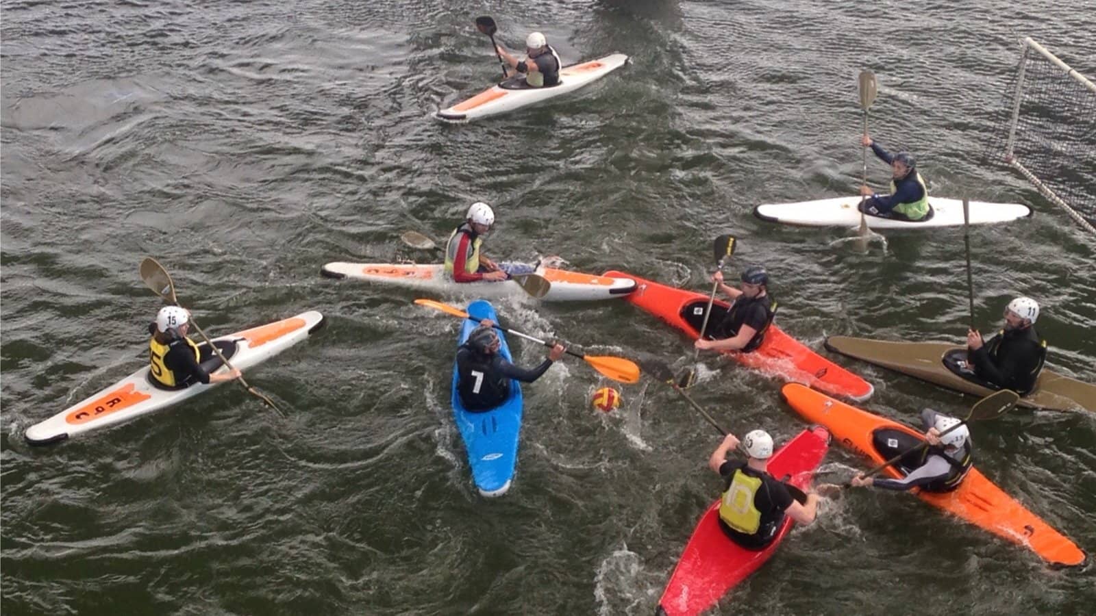 Beginners' Kayak Polo practice