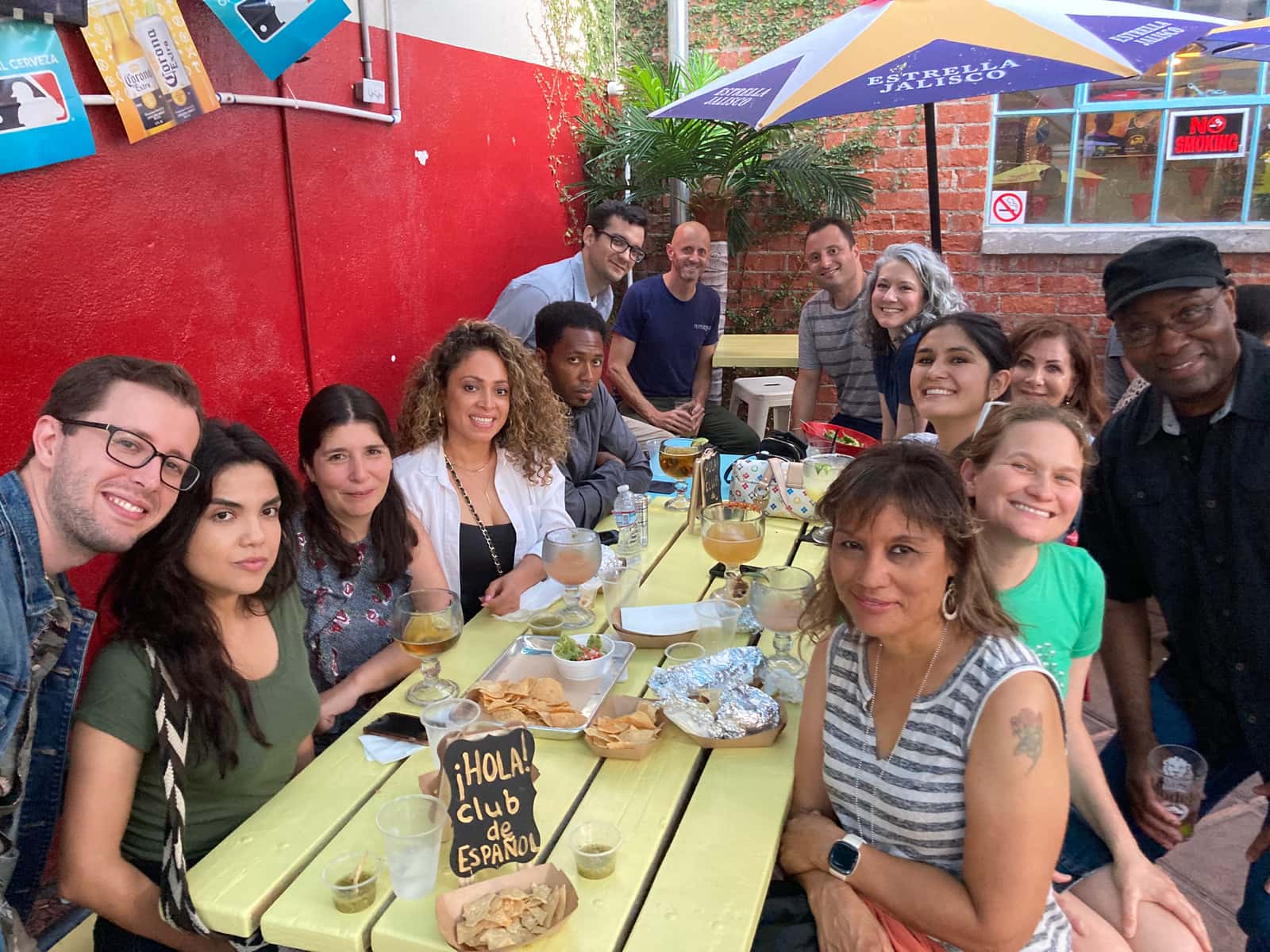 Spanish Club: NOHOLA!