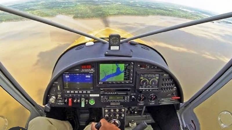 Microlight Flying - Fly High Kiss the Sky