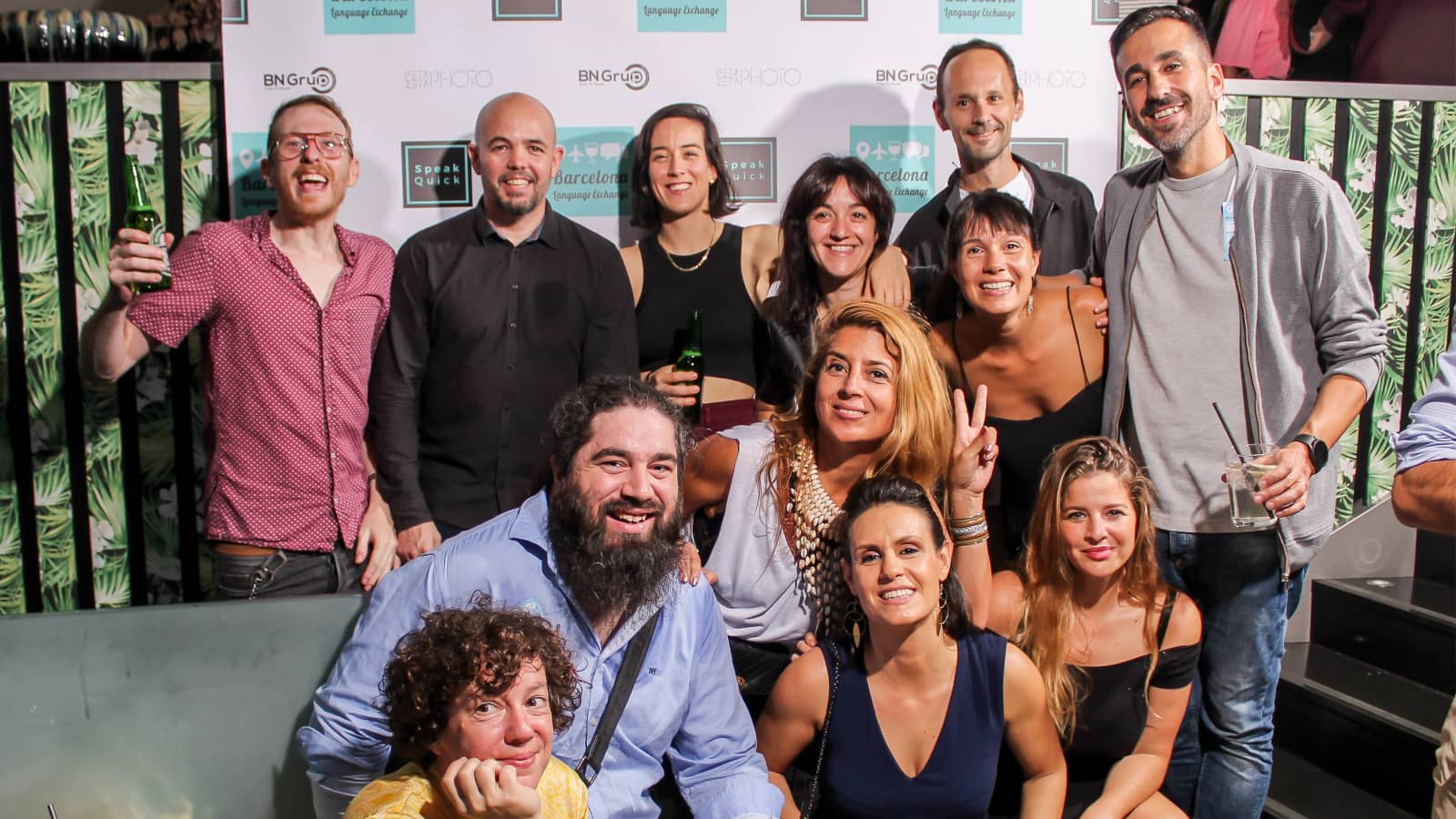 🤩VIERNES: New International Friends @Estació de França feat Aina Barcelona