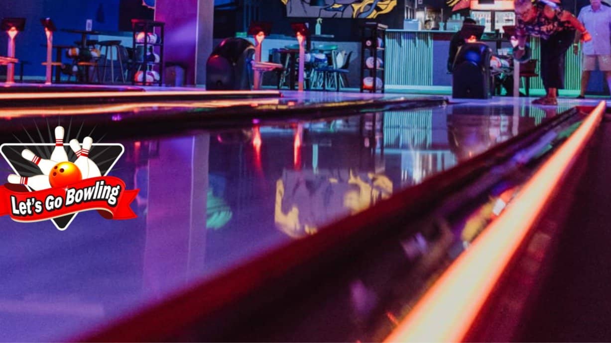 π³ Let's Go Bowling & Crazy Golf! β³