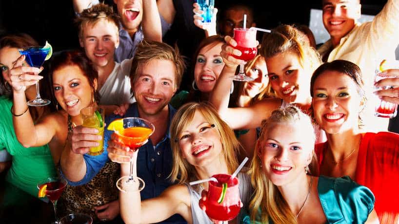 SUNDAY SOCIAL EVENT & LIVE MUSIC + HAPPY HOUR & JAMBOREE DISCO (FREE)