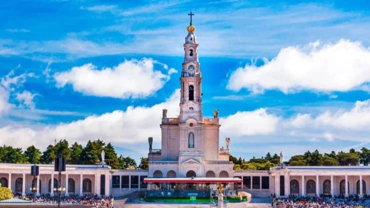 🏰 Portugal Coastal Cities & Cultural Treasures ✈️ Flights Included