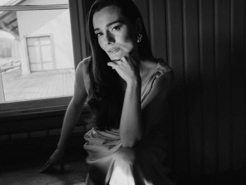 Emelie Hollow at the Opera