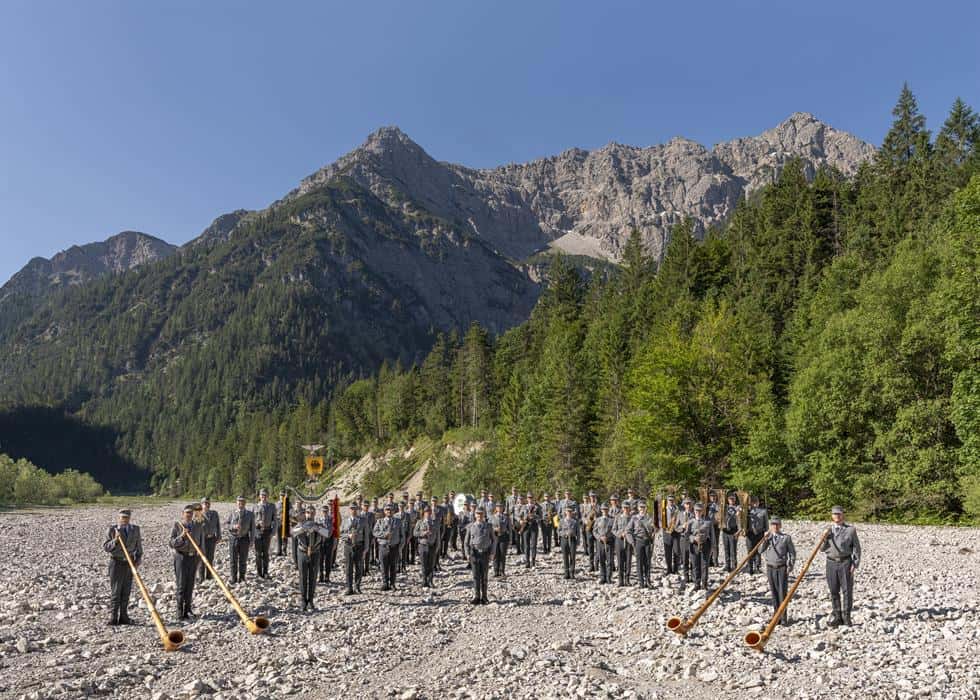 Gebirgsmusikkorps der Bundeswehr - Open-air concert at the Opera