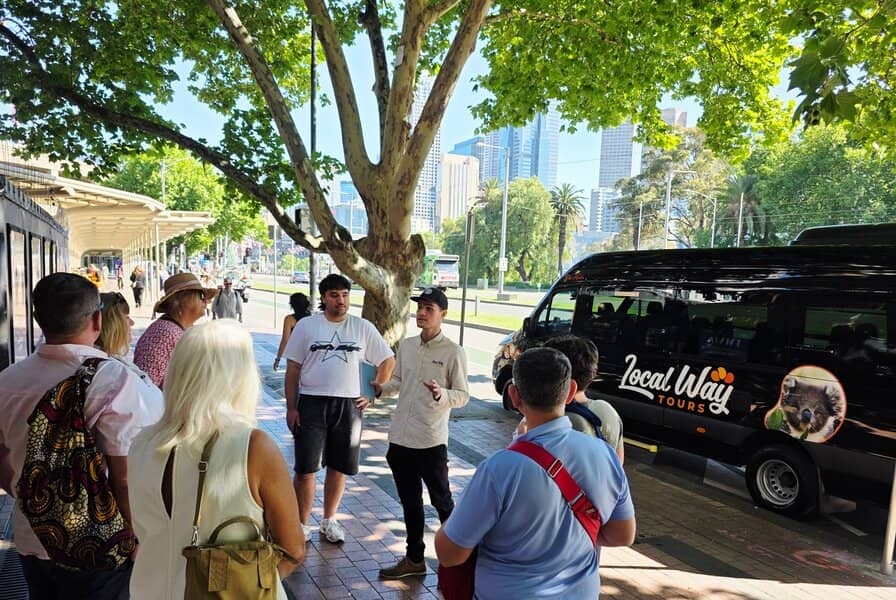 A Taste of Melbourne: Laneways, Boroughs, Bites and Brews