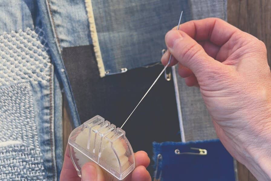 A Moment to Mend with the Social Studio