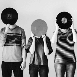 Yuxtaposición: tertulia musical