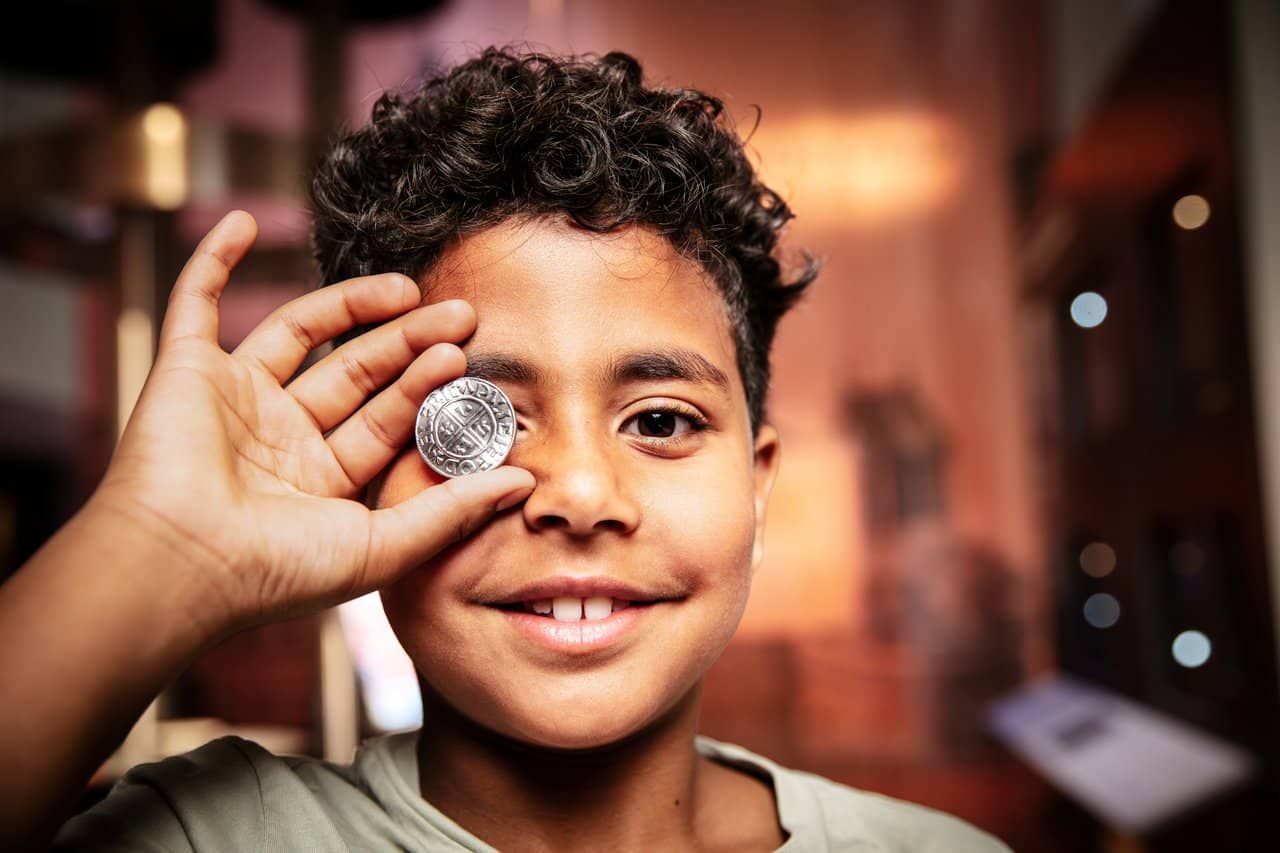 Fall break: The secrets of money