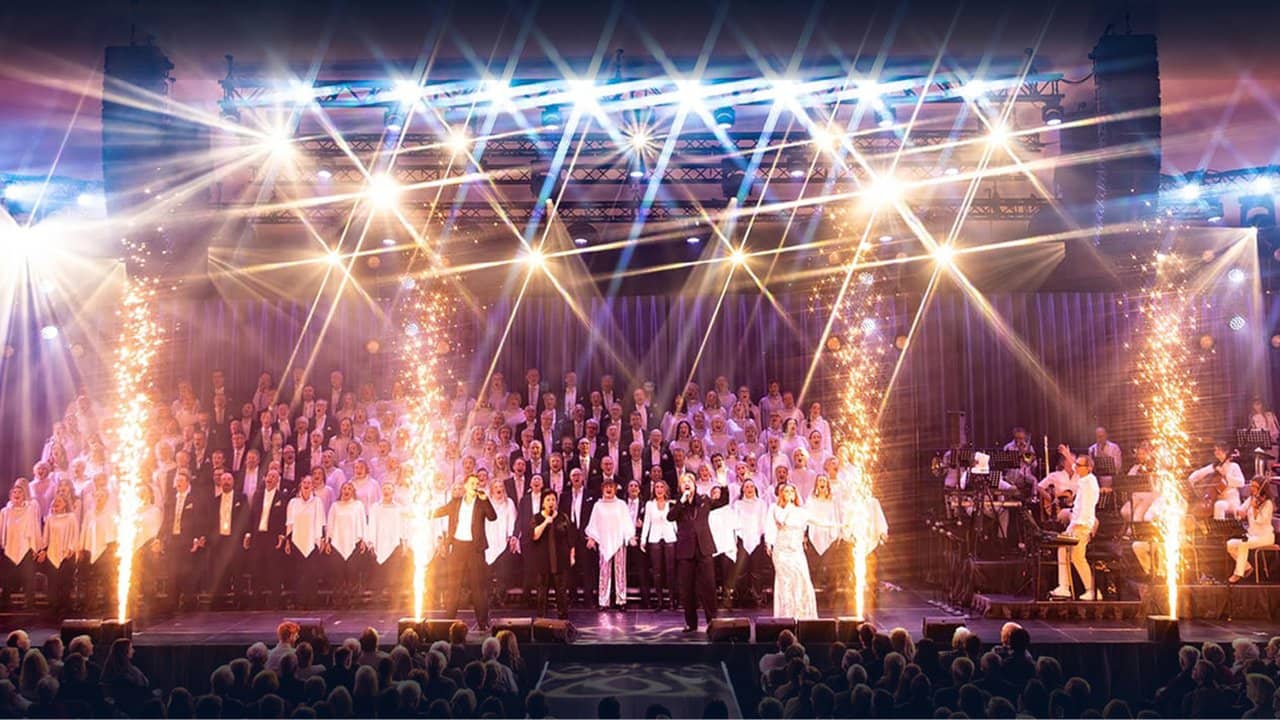 Stjärnjul – A Cascade of Christmas Magic and Show